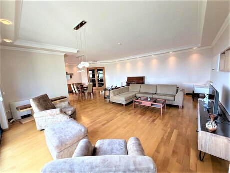 4 otaqlı yeni tikili - 28 May m. - 170 m²