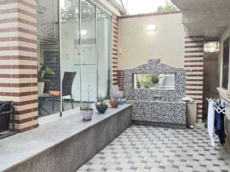 7 otaqlı həyət evi/bağ evi - Xalqlar Dostluğu m. - 450 m²