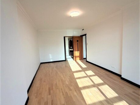 4 otaqlı mənzil, 183 m², 28 May: 1 281 000 ₼ 5