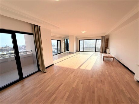 4 otaqlı yeni tikili - 28 May m. - 183 m²