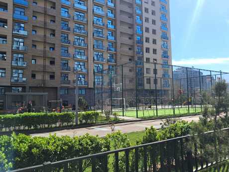 2-комн. новостройка - м. 28 мая - 92 м²