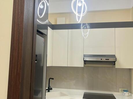 2 otaqlı yeni tikili - Elmlər Akademiyası m. - 70 m²