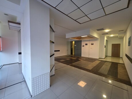 2-комн. офис - м. Нариман Нариманов - 90 м²
