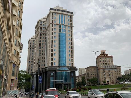 4 otaqlı yeni tikili - Yasamal r. - 170 m²