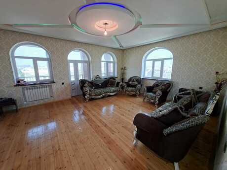 7 otaqlı həyət evi/bağ evi - Hövsan q. - 450 m²
