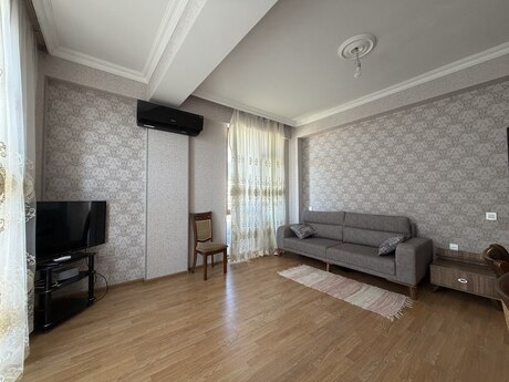 Elan №6013077 - Bakı, Bakıxanov q., 2 otaqlı, 70 m², 10/12 mərtəbə