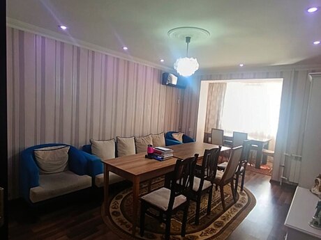 3 otaqlı köhnə tikili - Neftçilər m. - 70 m²