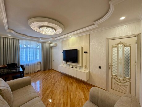 Объявление №6013254 - Баку, м. Халглар Достлугу, 2-комн., 65 м², 2/9 этаж