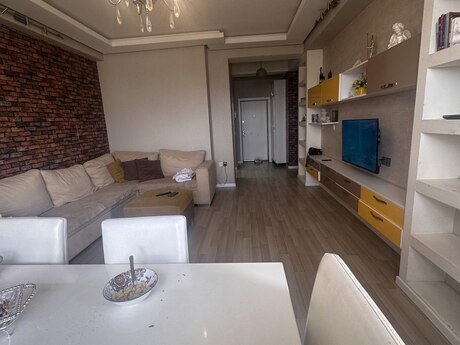 1 otaqlı yeni tikili - 8-ci mikrorayon q. - 60 m²