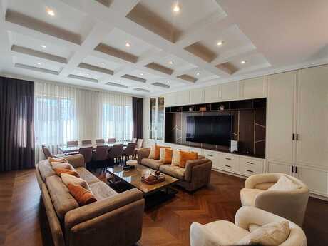7 otaqlı yeni tikili - 28 May m. - 285 m²
