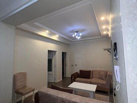 2-комн. новостройка - Насиминский  р. - 100 м²