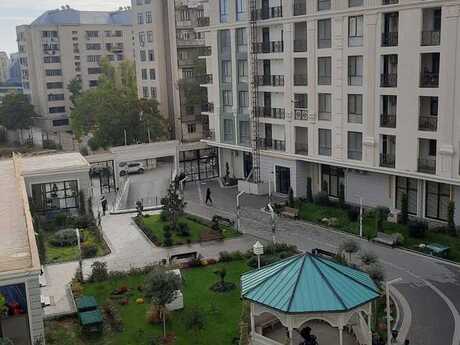 4 otaqlı yeni tikili - Gənclik m. - 219.6 m²