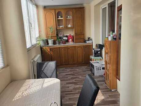 3 otaqlı köhnə tikili - Elmlər Akademiyası m. - 60 m²
