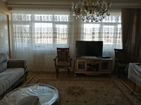 4 otaqlı köhnə tikili - Nərimanov r. - 100 m²