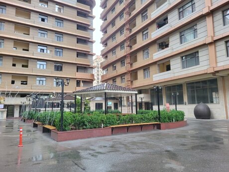 4 otaqlı yeni tikili - Nizami m. - 200 m²