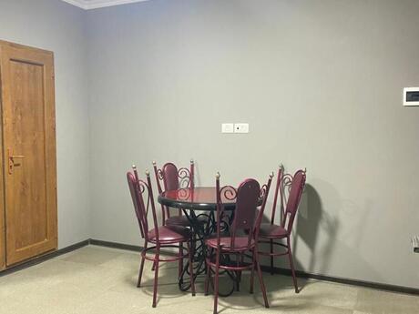 2 otaqlı köhnə tikili - Elmlər Akademiyası m. - 40 m²