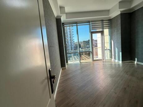 3 otaqlı ofis - Elmlər Akademiyası m. - 116 m²
