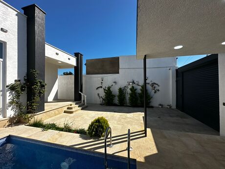 3 otaqlı həyət evi/bağ evi - Şüvəlan q. - 90 m²