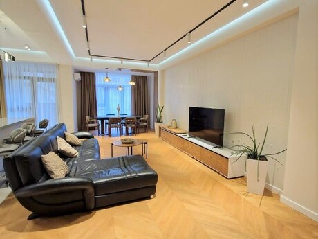 3 otaqlı yeni tikili - İçəri Şəhər m. - 180 m²