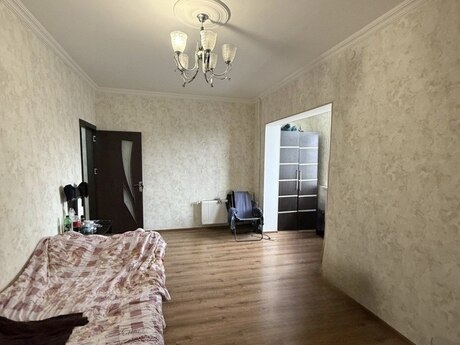 2 otaqlı köhnə tikili - Azadlıq Prospekti m. - 50 m²