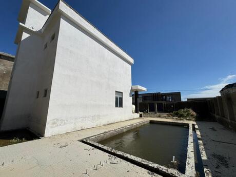 5 otaqlı həyət evi/bağ evi - Sea Breeze q. - 200 m²
