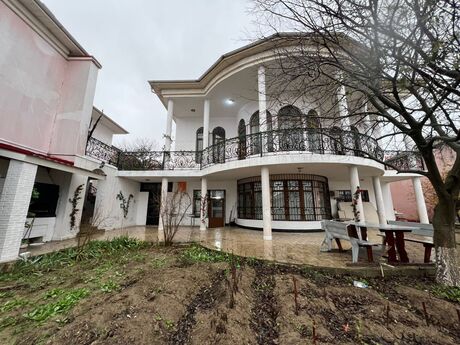 8-комн. дом/дача - пос. Бадамдар - 600 м²