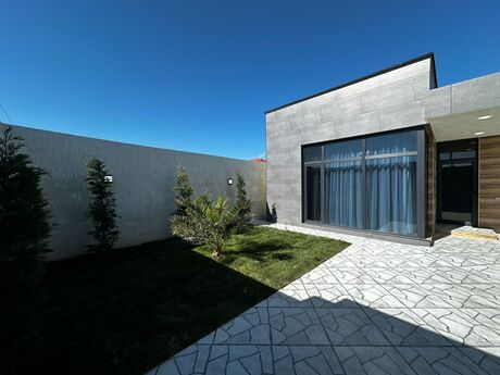 4 otaqlı həyət evi/bağ evi - Mərdəkan q. - 140 m²