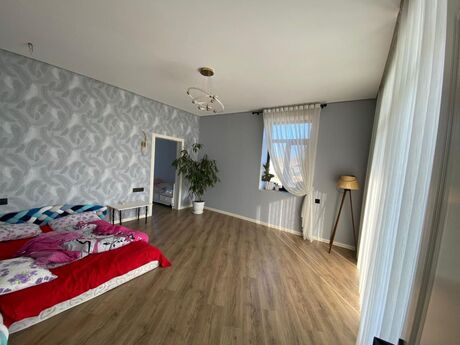 6 otaqlı həyət evi/bağ evi - Şıxov q. - 250 m²