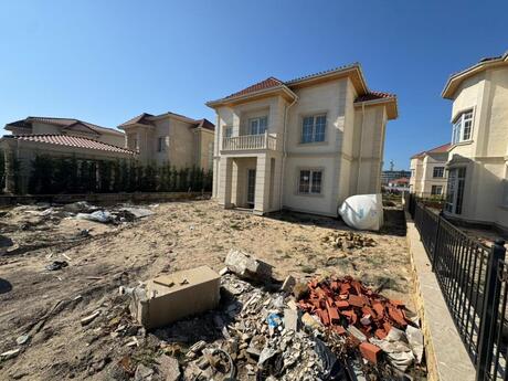 5 otaqlı həyət evi/bağ evi - Sea Breeze q. - 250 m²