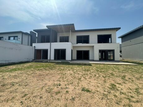 Elan №6014086 - Bakı, Yasamal q., 7 otaqlı, 421 m²