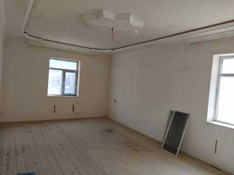 7 otaqlı həyət evi/bağ evi - Hökməli q. - 288 m²
