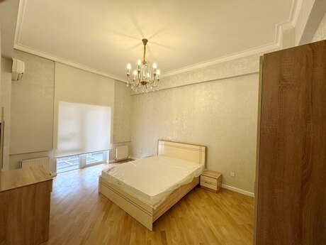 3 otaqlı yeni tikili - Nəsimi r. - 140 m²