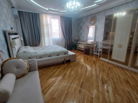 3 otaqlı mənzil, 165 m², 8-ci mikrorayon: 570 000 ₼ 5