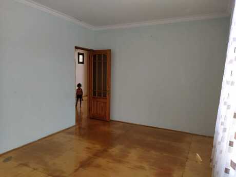5 otaqlı həyət evi/bağ evi - Hökməli q. - 110 m²