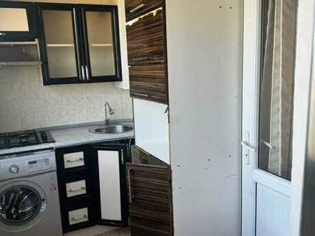 2 otaqlı köhnə tikili - Qaraçuxur q. - 50 m²