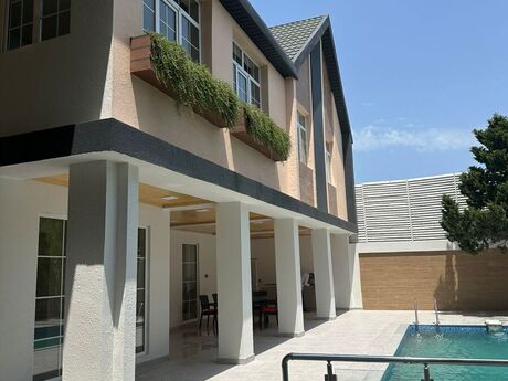 6 otaqlı həyət evi/bağ evi - Şüvəlan q. - 275 m²