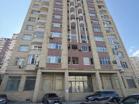 Obyekt - Elmlər Akademiyası m. - 487 m²