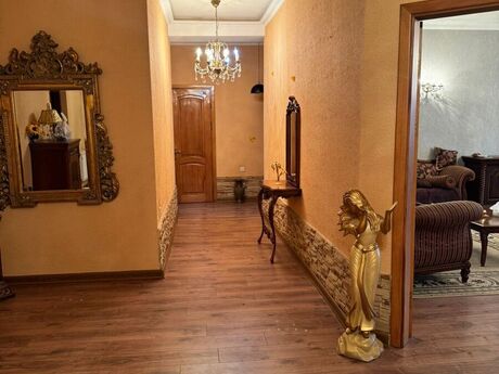 3 otaqlı yeni tikili - Nizami m. - 170 m²