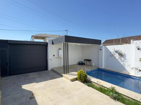 3 otaqlı həyət evi/bağ evi - Şüvəlan q. - 140 m²