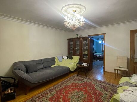 3 otaqlı köhnə tikili - İçəri Şəhər m. - 85 m²