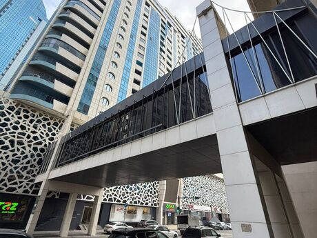 Elan №6014999 - Bakı, Şah İsmayıl Xətai m., 2 otaqlı, 117 m², 10/20 mərtəbə