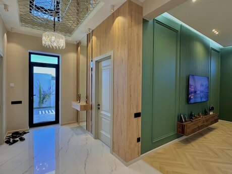 House with Garden, Villa For Sale