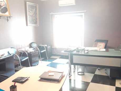 Obyekt - 8 Noyabr m. - 270 m²