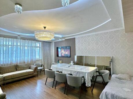 Elan №6015118 - Bakı, Nəsimi m., 4 otaqlı, 150 m², 14/14 mərtəbə