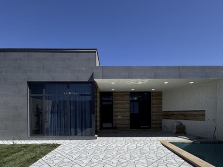 4 otaqlı həyət evi/bağ evi - Mərdəkan q. - 140 m²