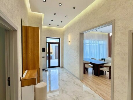 4 otaqlı həyət evi/bağ evi - Mərdəkan q. - 150 m²
