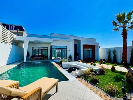5 otaqlı həyət evi/bağ evi - Mərdəkan q. - 350 m²