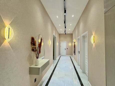 4 otaqlı həyət evi/bağ evi - Mərdəkan q. - 250 m²