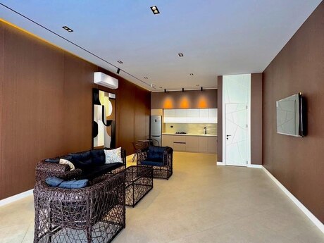 5 otaqlı həyət evi/bağ evi - Mərdəkan q. - 350 m²