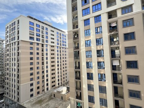 4 otaqlı yeni tikili - Nəsimi r. - 185 m²